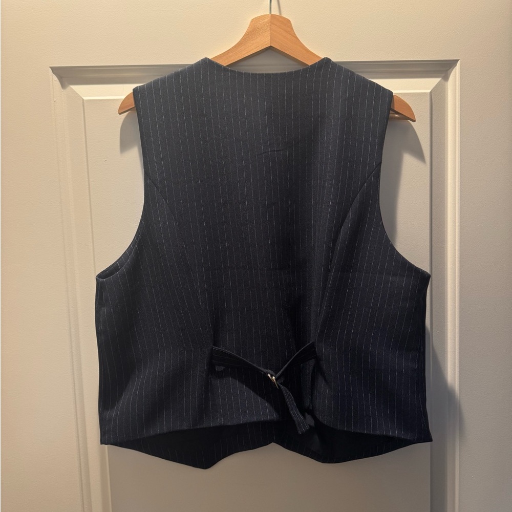 Abercrombie & Fitch Navy Pinstripe Vest - Picture 2 of 2